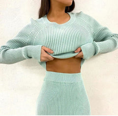 TWO PIECE SLIM FIT KNIT SKIRT WITH LONG SLEEVE CROP TOP