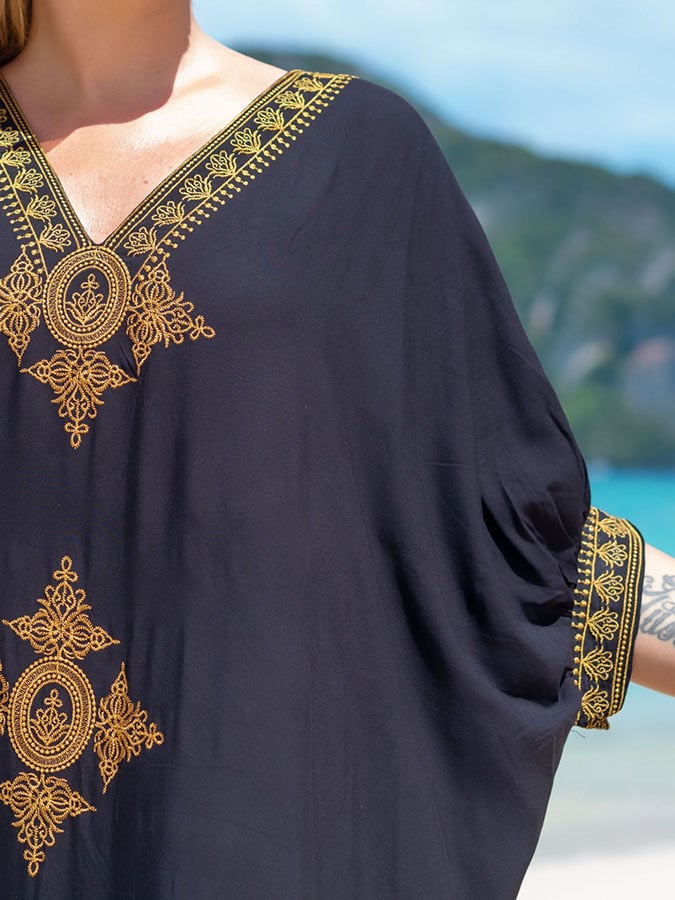 Vintage Embroidered V-neck Resort Blouse