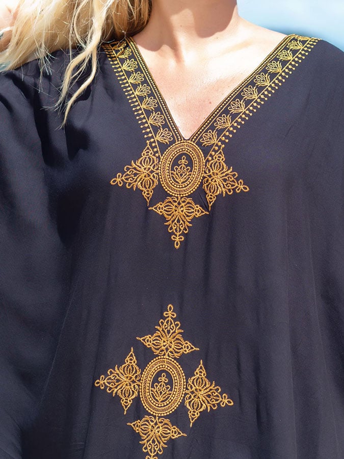 Vintage Embroidered V-neck Resort Blouse