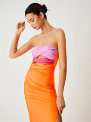 Dreifarbiges Midi-Tube-Kleid mit Twist-Ausschnitt