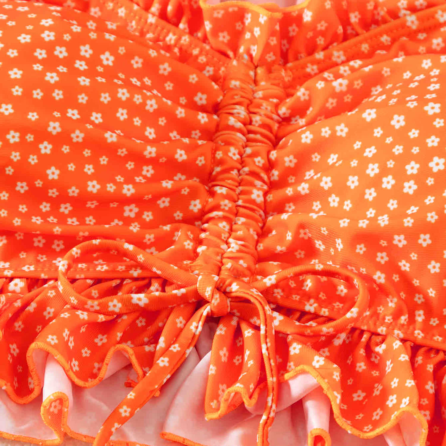 OHITFITS Curvy Women's  Two-piece Ruffle Drawstring Swimsuit