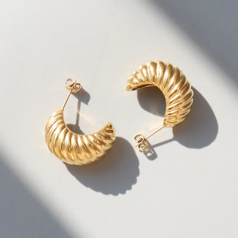 chunky croissant Earrings