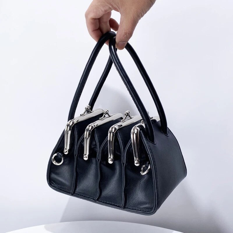 Silvia Clip Bag