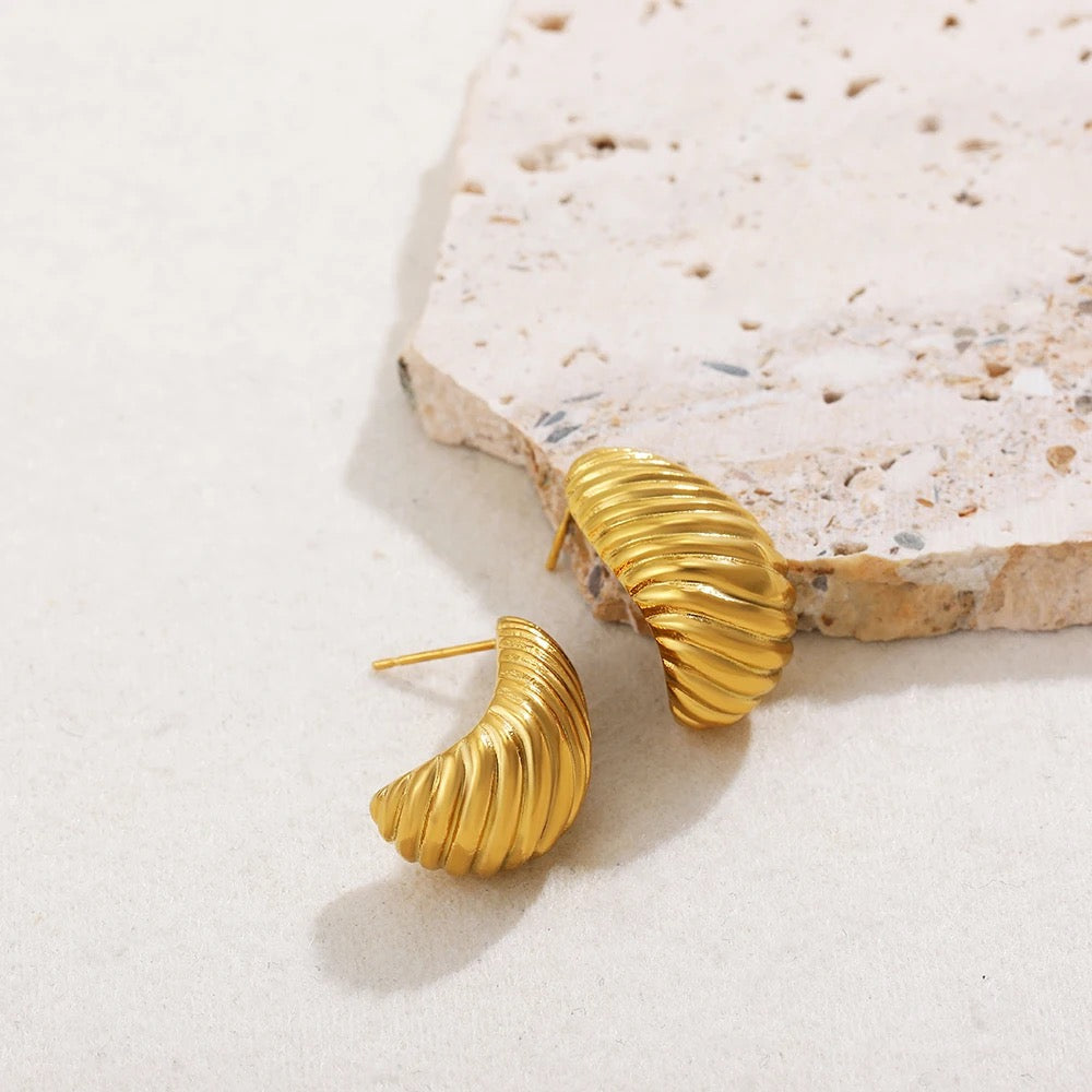 chunky croissant Earrings