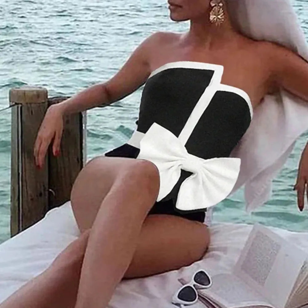 2024 Black & White Spliced Swimsuit Women'S Elegant Tube Top Bow Belt Bikini Irregular Hip Beach Skirt Vintage Pool Swimwear