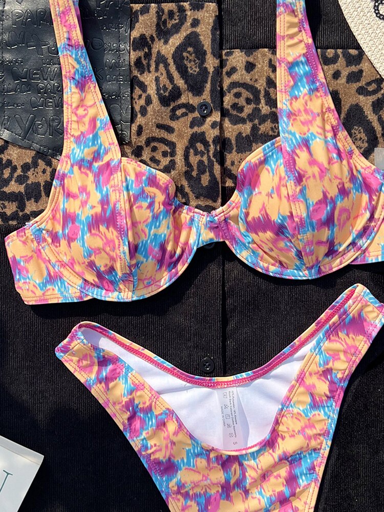 Maui Floral Push Up