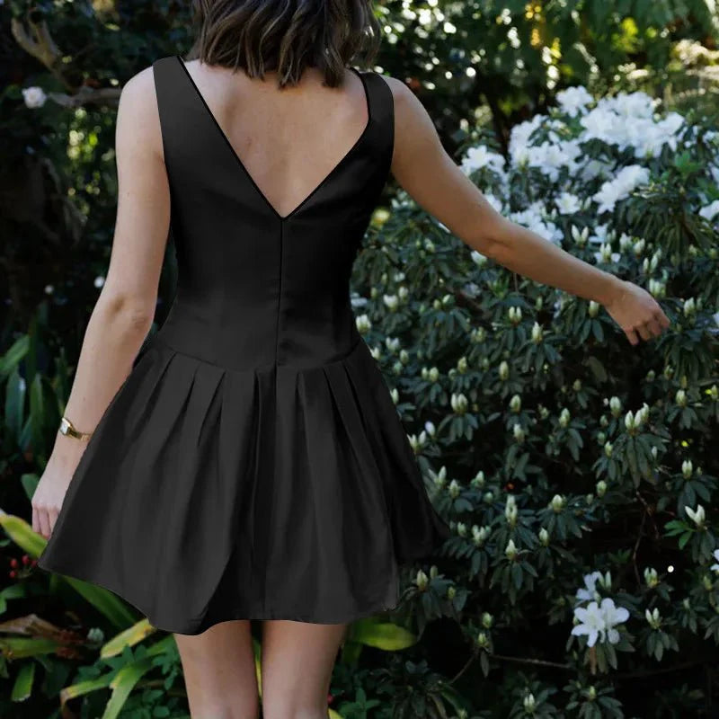 Backless Slim Pleated Short Dress