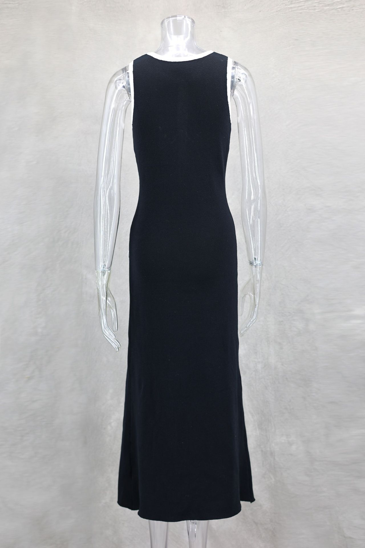 AUDREY TIMELESS ELEGANCE WOOLEN MIDI
