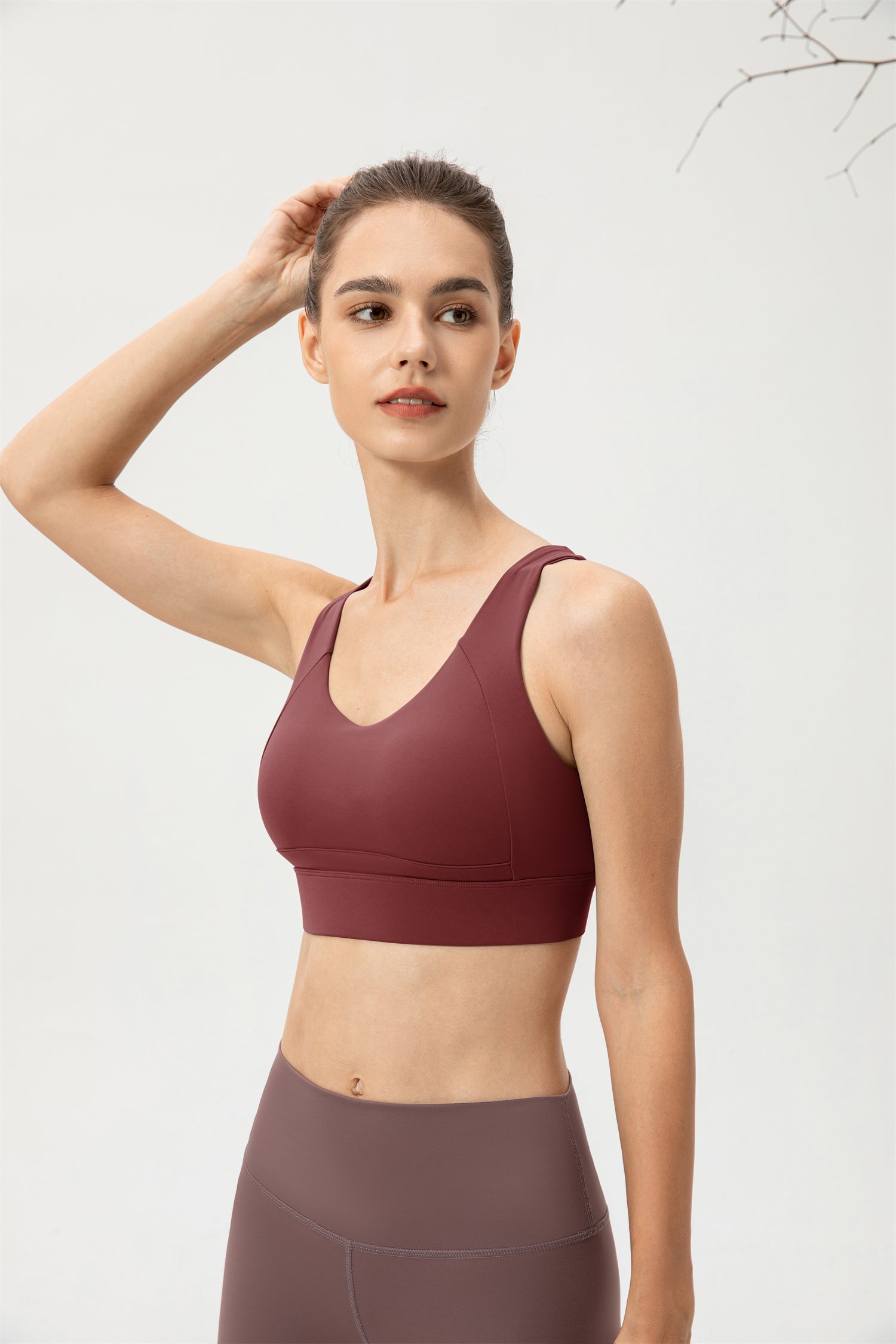 Crisscross Strappy Adjustable Hook Sports Bra