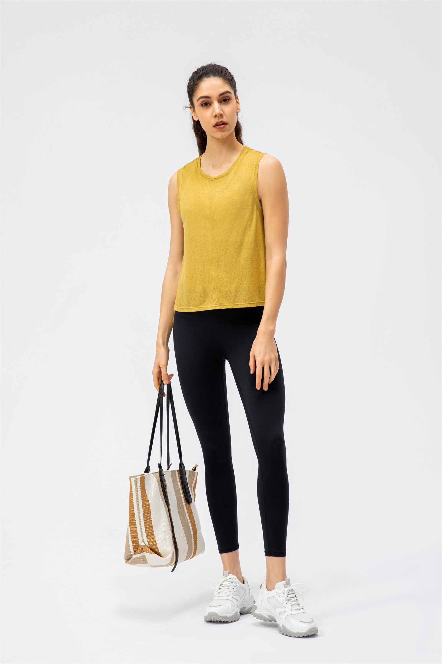 Round Neck Split Sleeveless Sports Top