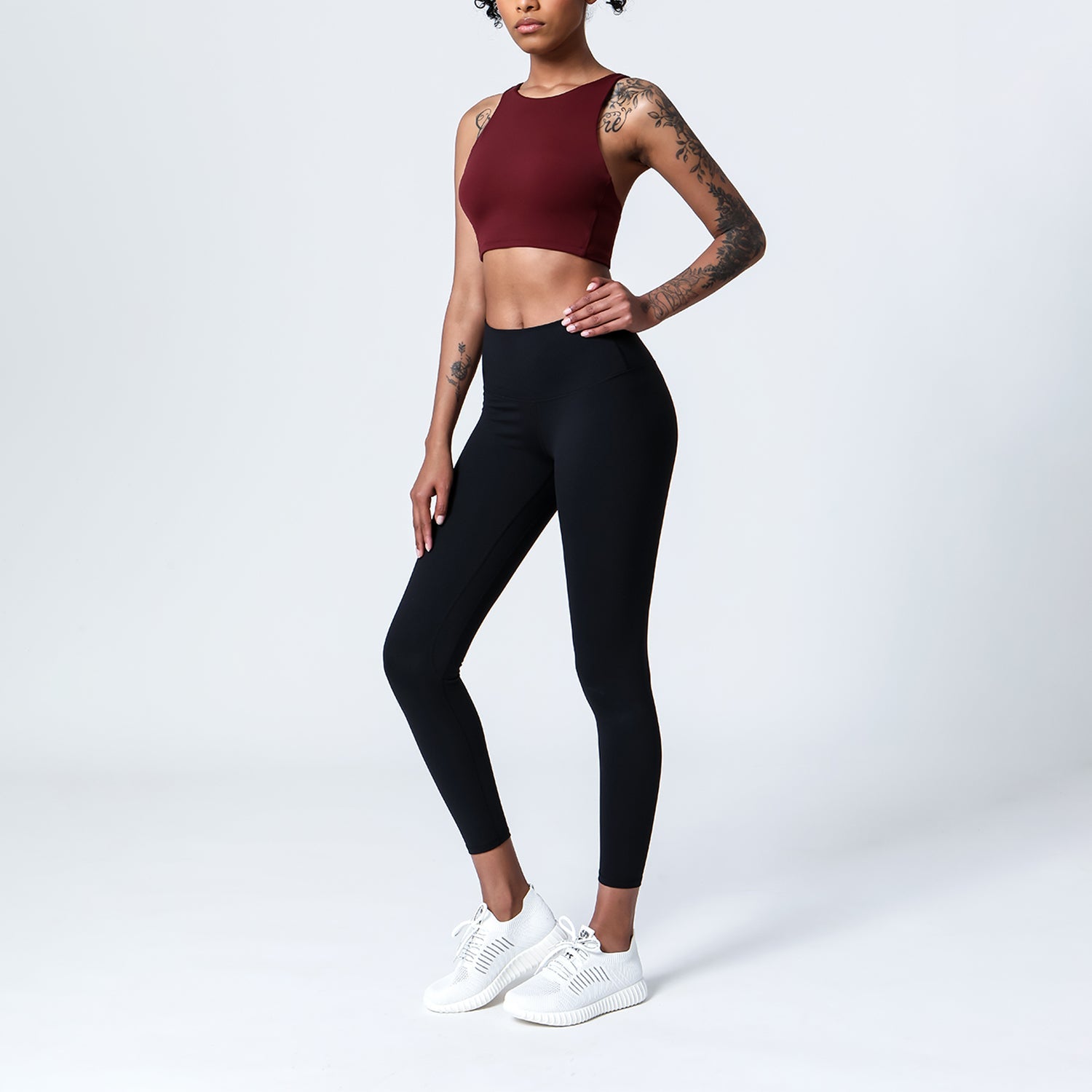 Cut Out Sports Bra - Silvain