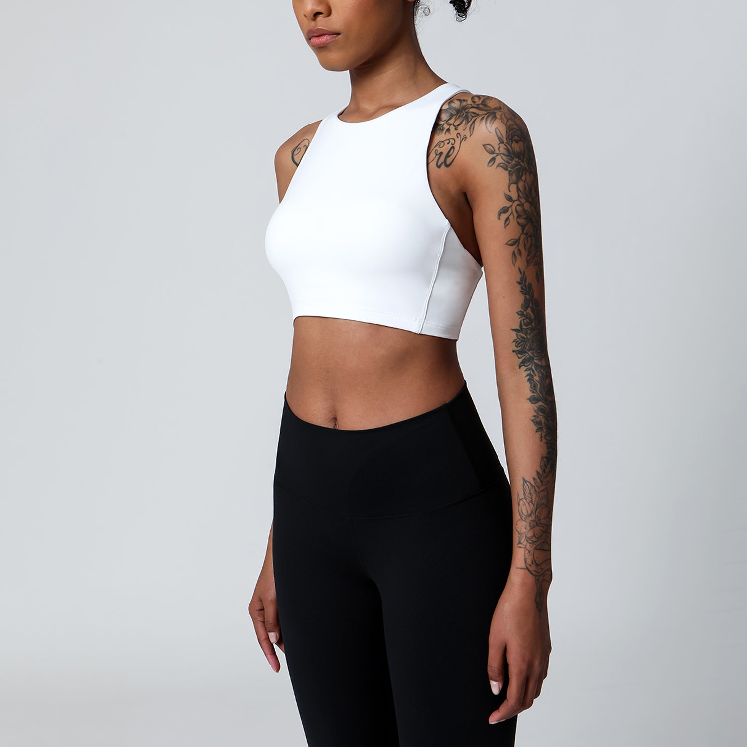 Cut Out Sports Bra - Silvain