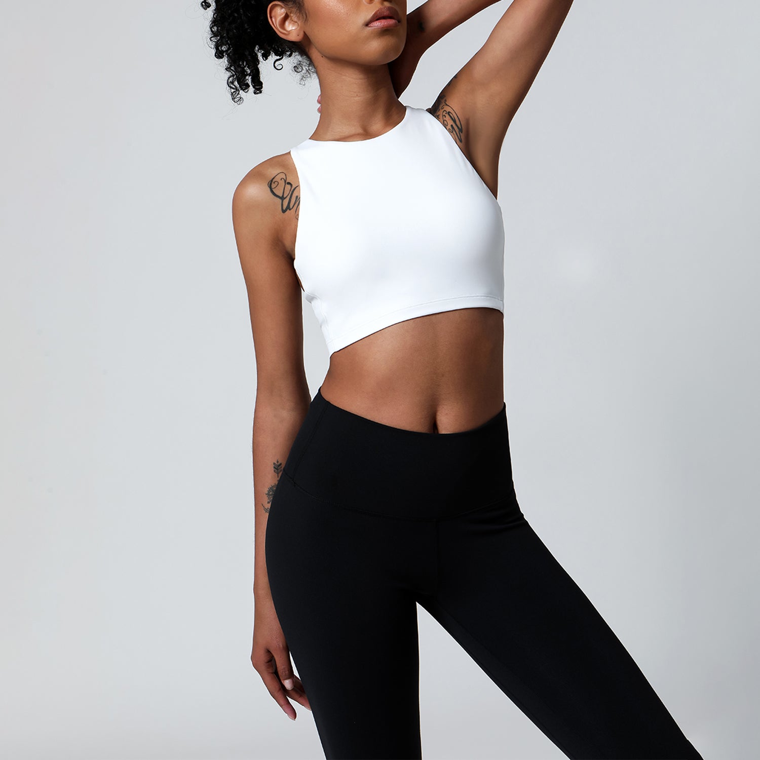 Cut Out Sports Bra - Silvain