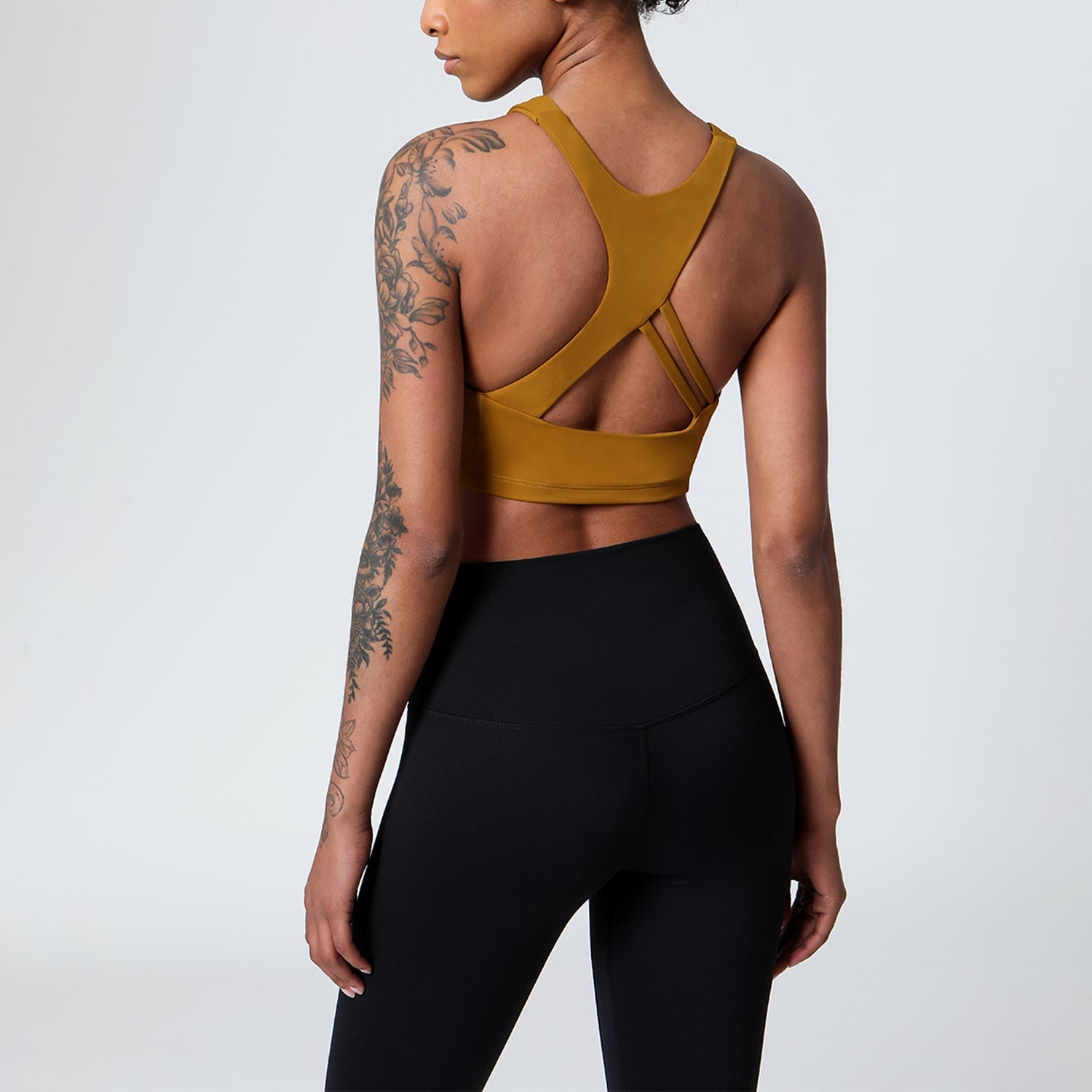 Cut Out Sports Bra - Silvain