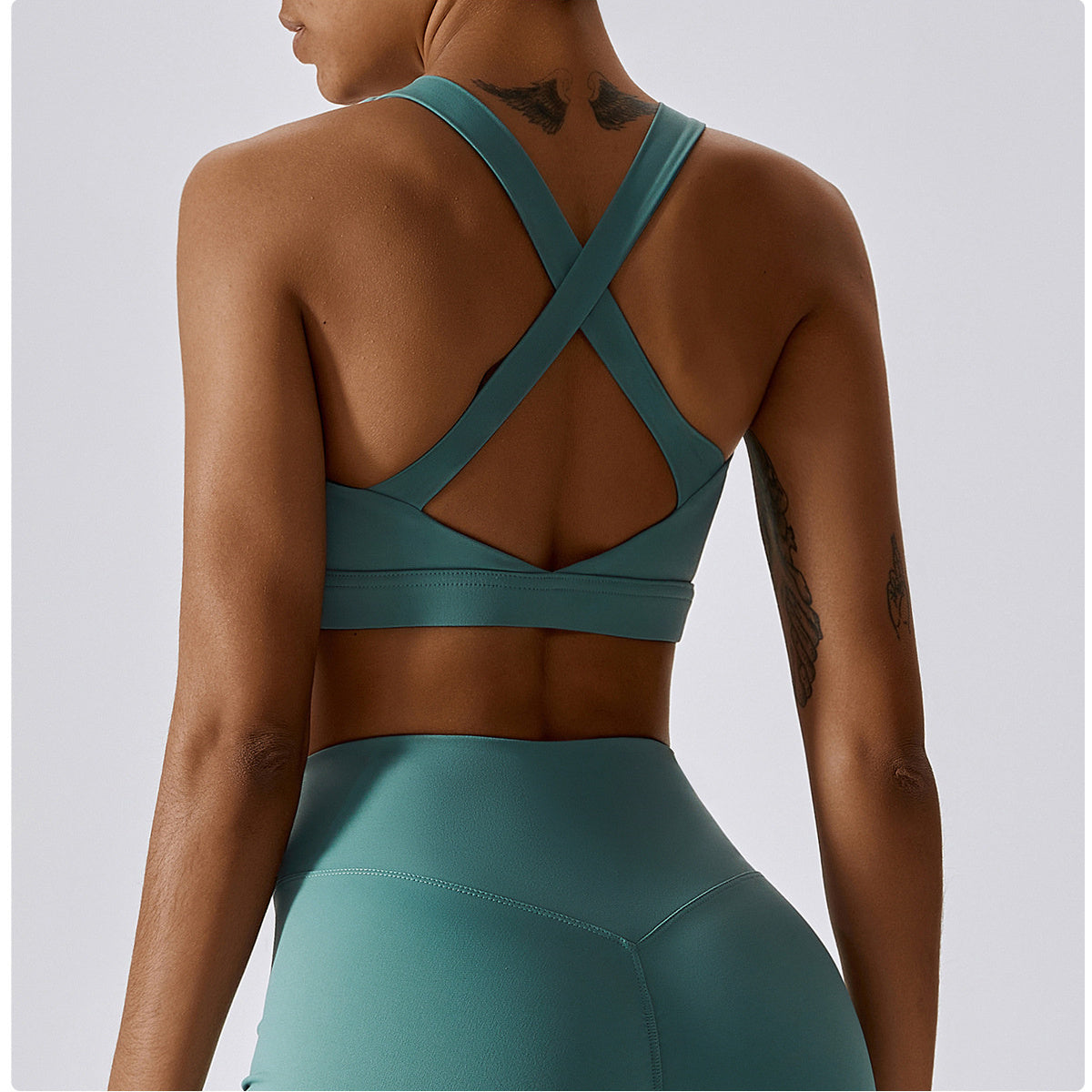 Backless Crisscross Sports Bra