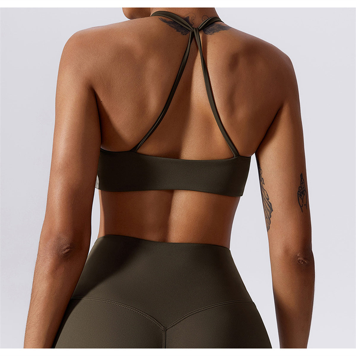 Twisted Backless Sports Bra