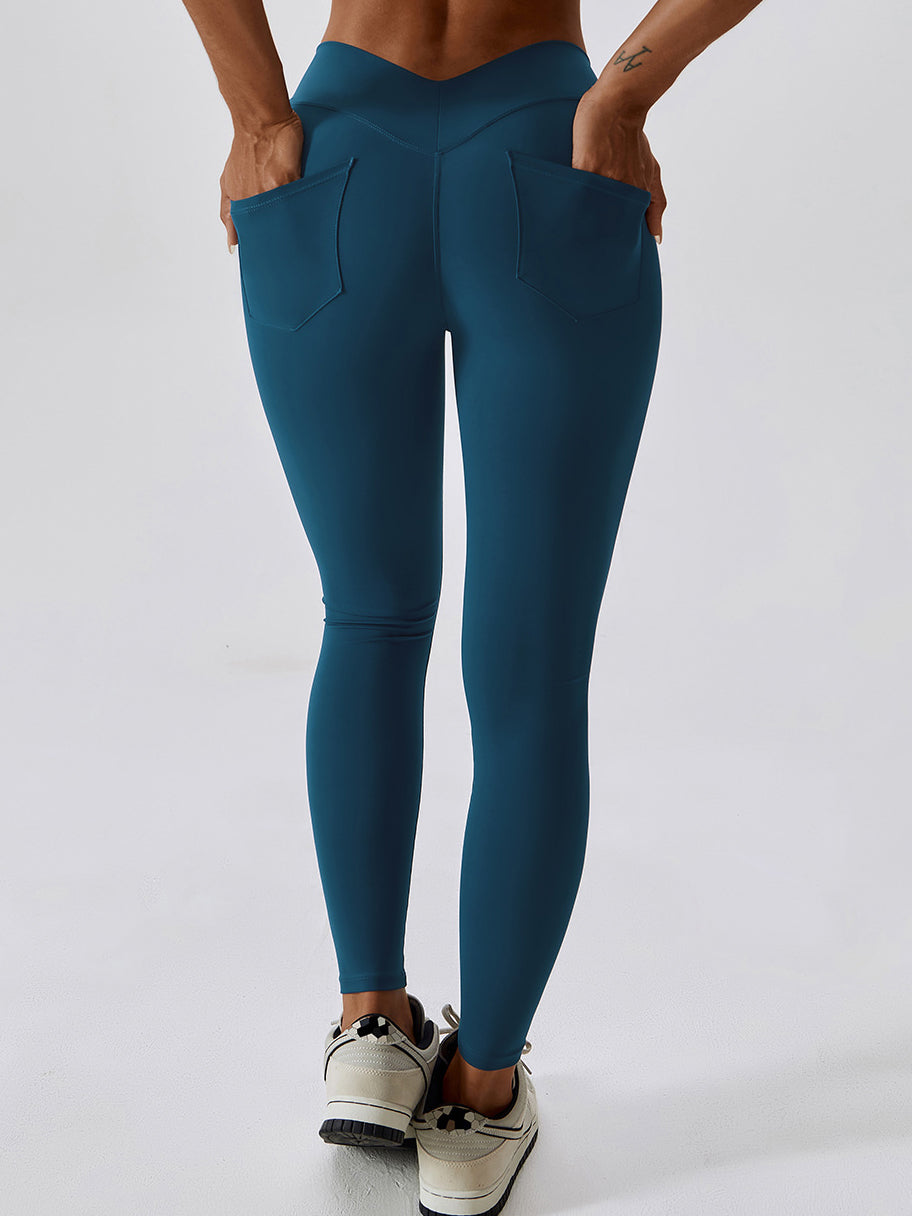 Back V Scrunch Pocket Yoga Leggings