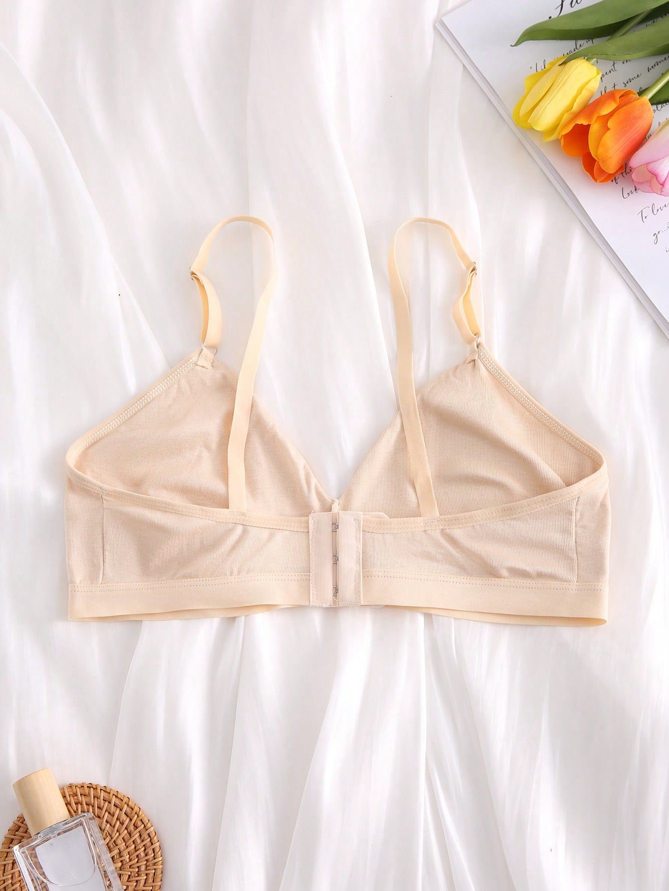 Plain Simple Bralette Lightly Lined Wireless Bra