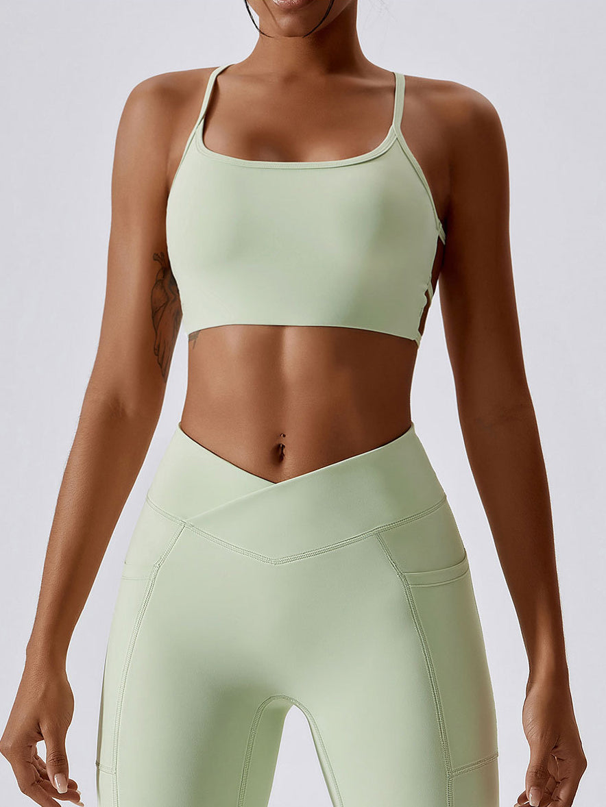 Air Cloud Strappy Cross Back Yoga Bra